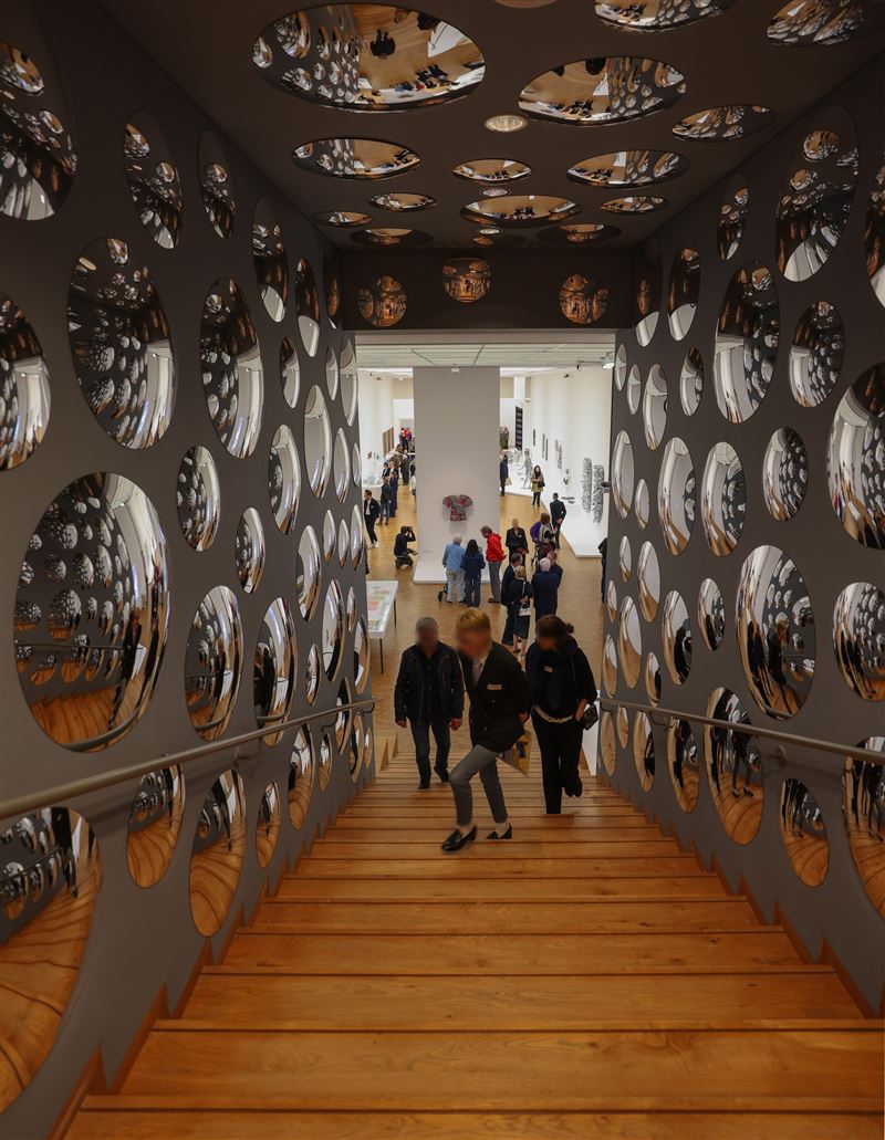 草間彌生(Kusama Yayoi)創作出無數經典作品。(圖/翻攝自IG @yayoikusamamuseum)