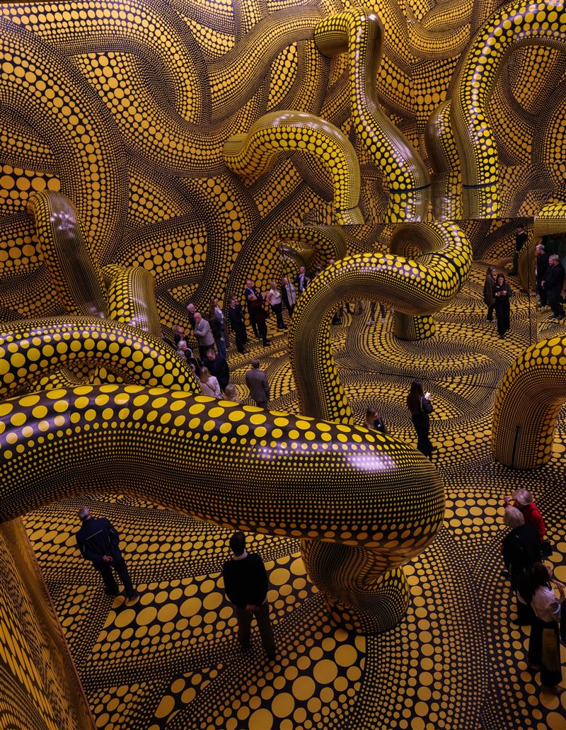 草間彌生(Kusama Yayoi)創作出無數經典作品。(圖/翻攝自IG @yayoikusamamuseum)
