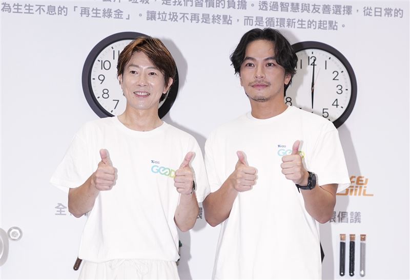 川越達也被問到五熊爭議,(右)為楊銘威。(圖/記者鄭孟晃攝影)