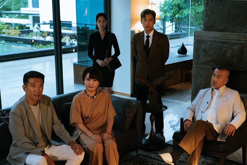 《成名在望》豪門家族內鬥全面失控。(圖/瀚草影視提供)
