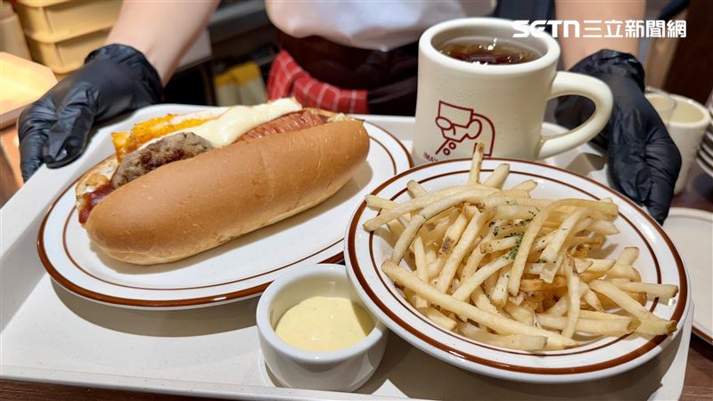 「日本50年長型漢堡」台灣首店來了！