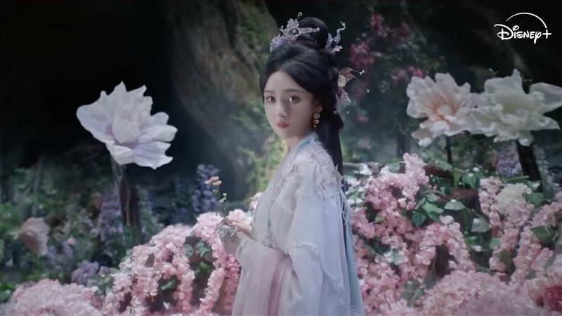 《聊齋》孫凡清（宋祖兒）飾演「樹妖姥姥」。（圖／Disney+提供）
