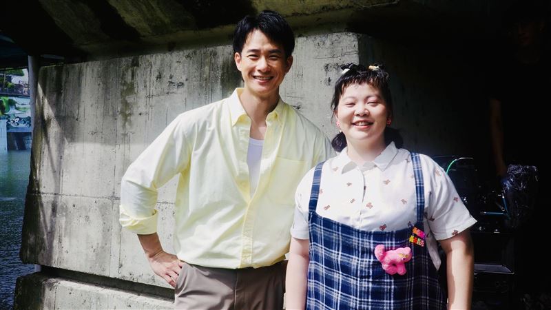 盧彥澤濕身照曝光！宮美樂獻「第一次」