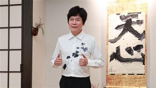 傳分居小11歲嫩妻　洪榮宏暴瘦露臉招了