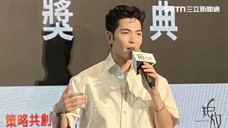 老蕭攜愛妻喊話王子邱勝翊！仍是我的家人