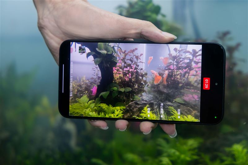 REDMI Note 17 Pro Max 5G通過TÜV SÜD南德五星防摔防水認證
