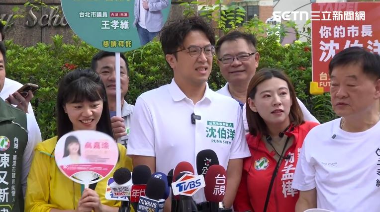 沈伯洋東湖五分市場拜票,酸蔣萬安「問T答K」(圖/翻攝畫面)