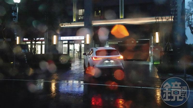 直擊許芊芊2千萬豪宅　距診所10分鐘車程