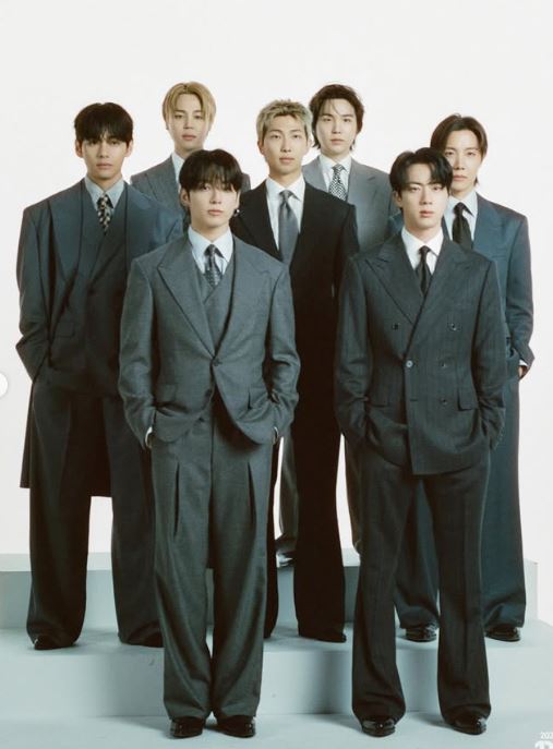 BTS單月進帳高達32億元。(圖/翻攝自IG @bts.bighitofficial)