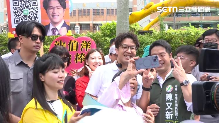 沈伯洋東湖五分市場拜票（圖／翻攝畫面）