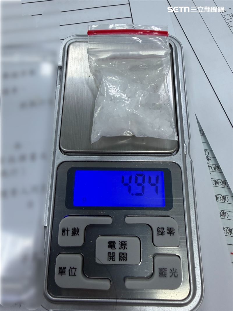 警方查獲毒品。（圖／翻攝畫面）