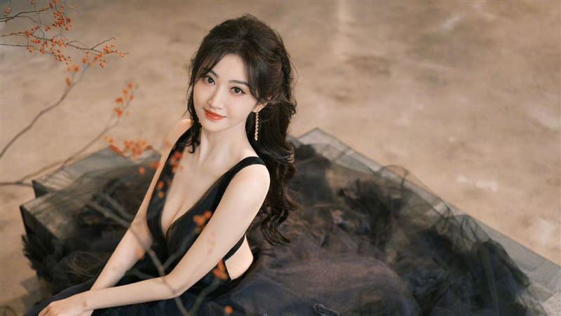 景甜上位過程全被挖　她最終靠1招逆襲