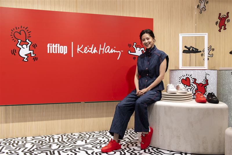 FitFlop AW26三大聯名系列,跟著林予晞的鏡頭走進鞋履藝術展。(圖/品牌業者提供)