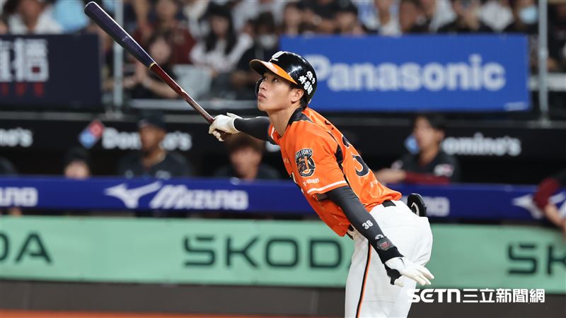 中職37年例行賽,統一獅中外野手張皓崴。(圖/記者劉彥池攝影)