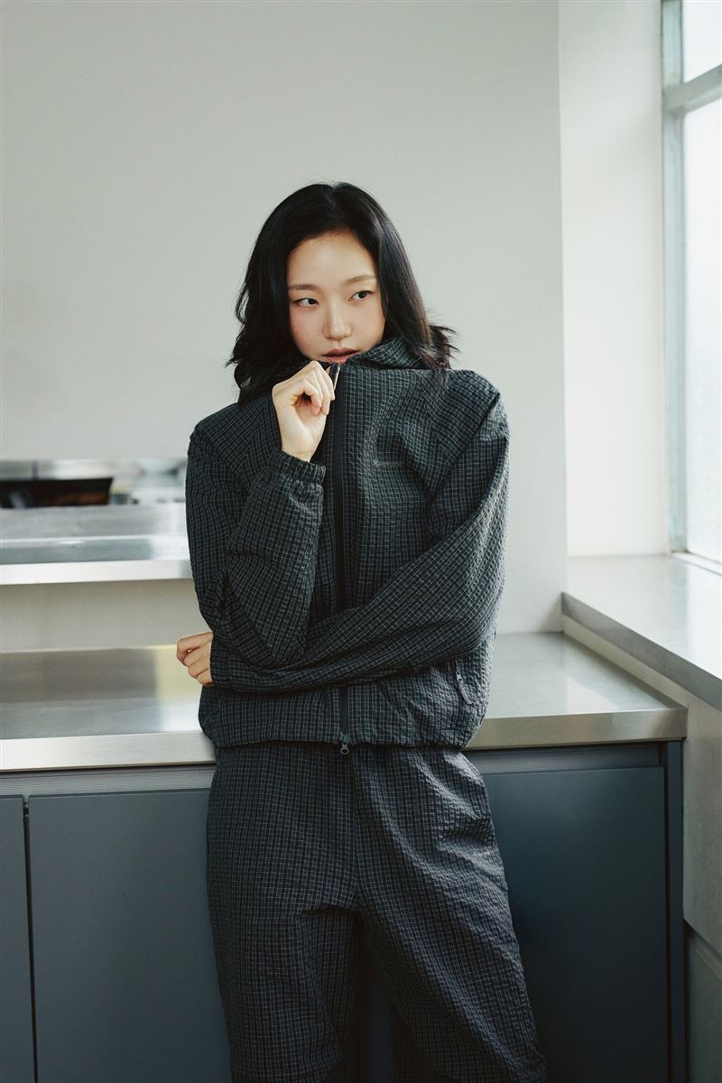 Snow Peak韓系服飾攜手金高銀演繹Urban Outdoor全新風格。(圖/品牌業者提供)