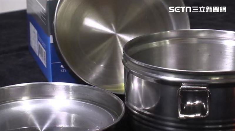 獨/工業潤滑油殘留!不鏽鋼碗擦出「黑油」