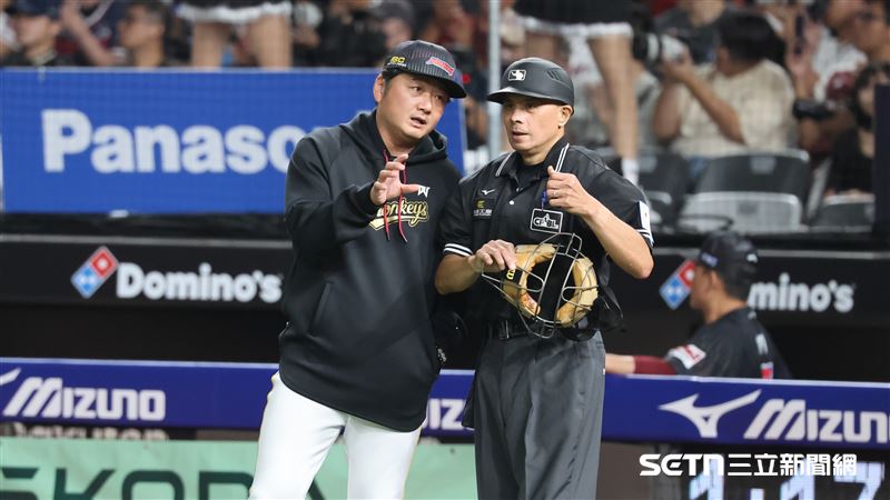樂天桃猿總教練曾豪駒。(圖/記者劉彥池攝影)