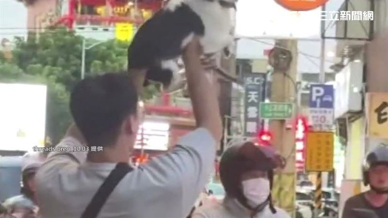 獨／主人太E！健身教練舉狗狂喊生日快樂
