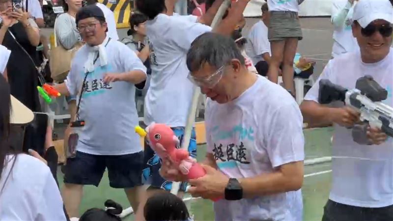 新竹棒球場案不起訴　柯文哲嘆氣回1句