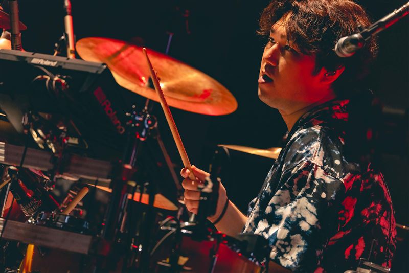 Official髭男dism登上台北小巨蛋演出。(圖/渡邉一生提供)