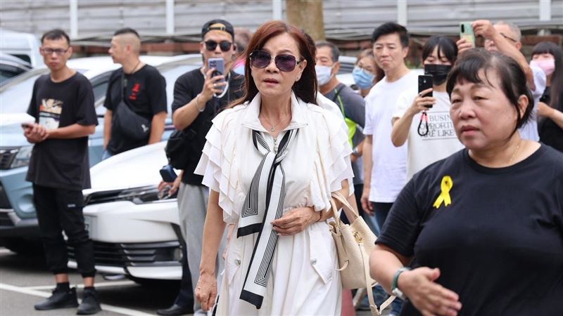 黃乙玲消失11年有望復出　龍千玉證實了