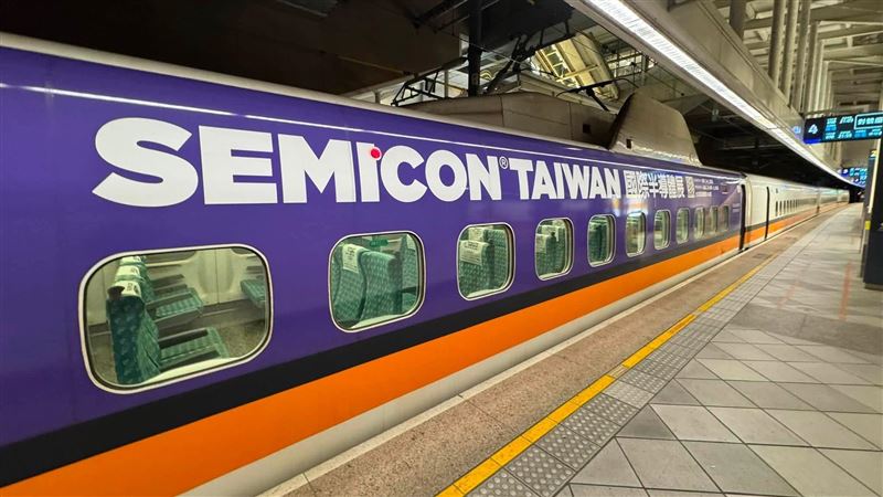 台積電與104人力銀行將於9月18日在成功大學舉辦半導體基礎技術人才博覽會，25家優質供應商聯手釋出超過2,200個中南部工作機會，半數為上市櫃公司，部分營造與機電職缺月薪上看8.5萬元。（圖／記者師瑞德攝影）