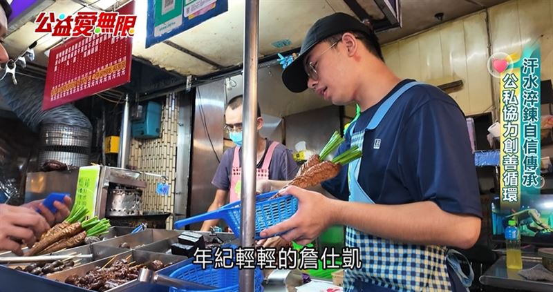 準工讀導師詹仕凱，四年前就開始在夜市工讀