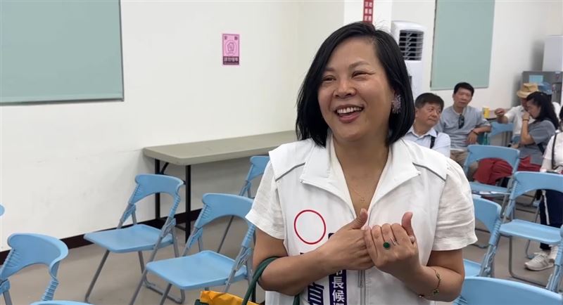 李貞秀今（31日）登記參選竹北市長。（圖／記者羅欣怡攝影）