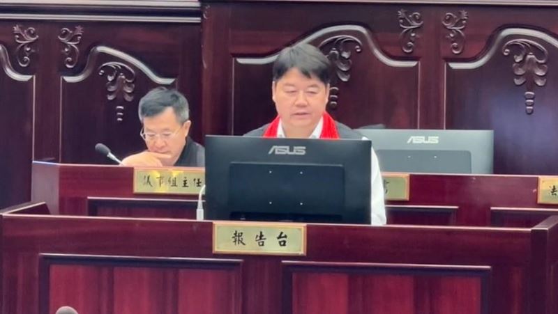 搜救犬Wilson死因惹議，花蓮縣消防局長吳兆遠公布Wilson死因，強調針對不實的虐犬指控，將蒐集相關資料並保留法律追訴權。（圖／翻攝畫面）