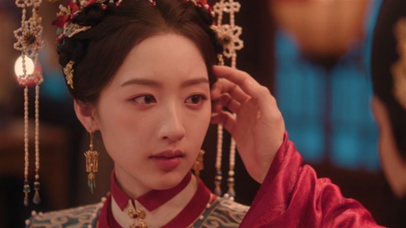 鄧恩熙飾演名門貴女「傅庭芸」。(圖/Disney+提供)