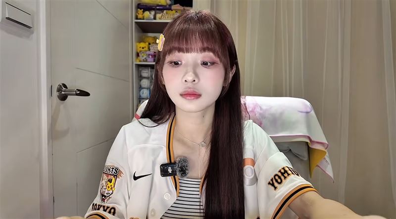 維尼當場變臉。(圖/翻攝自IG)