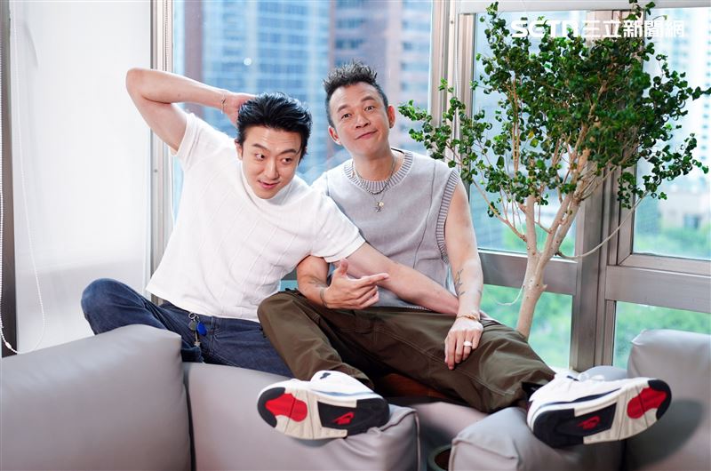 懷秋、阿BEN一致認為羅志祥都沒變化,還是依舊帥。(圖/記者田俊彥攝影)