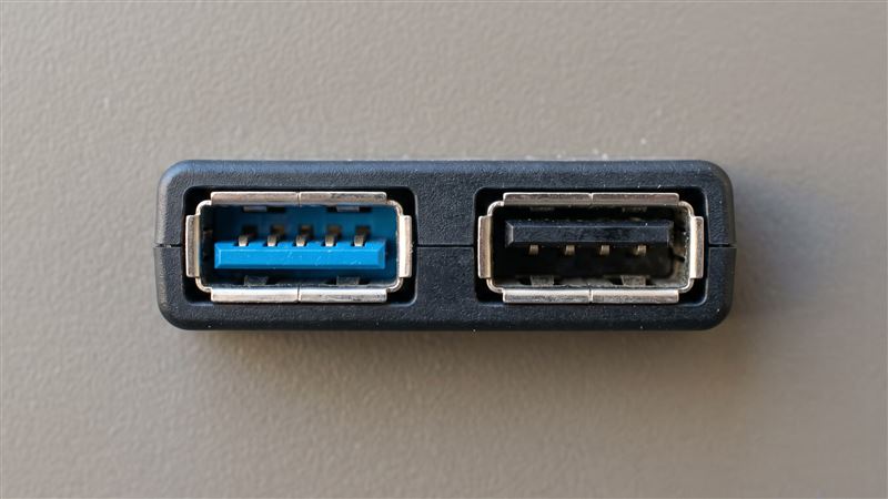USB「插太慢」會降速！大廠證實：是真的