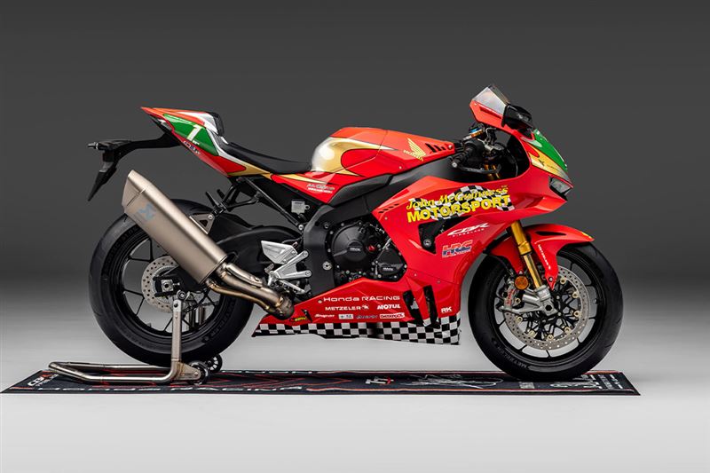John McGuinness的23場勝利濃縮在一輛Honda CBR1000RR-R Fireblade SP。(圖/翻攝Honda網站)