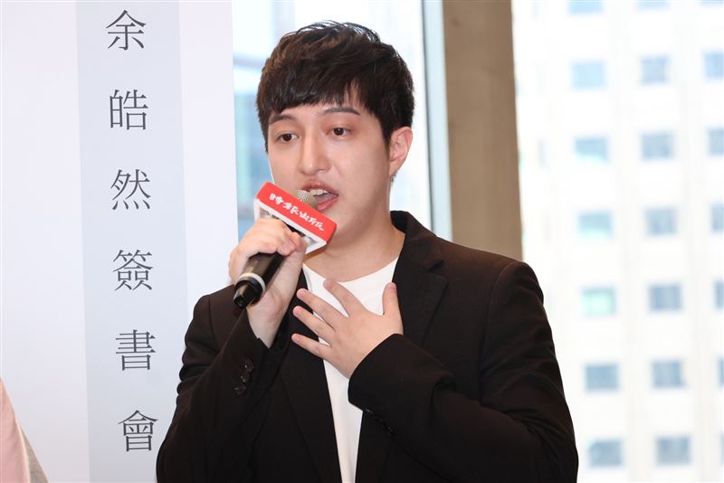 余皓然兒子韓靖現年30歲。(圖/記者鄭孟晃攝影)