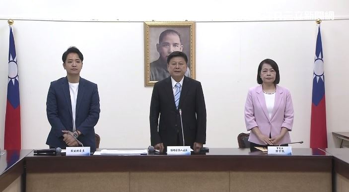 砍預算害慘庇護工場，傅崐萁鞠躬道歉了（圖／翻攝畫面）