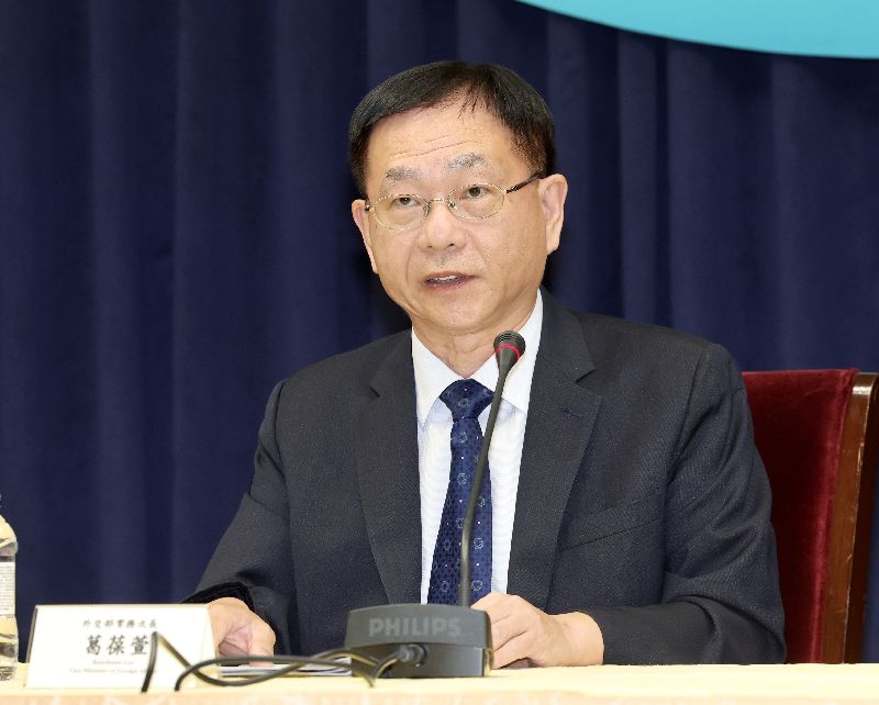 外交部次長葛葆萱(圖)說明外交部在聯合國的3大推案訴求,包括聯大第2758號決議並未排除台灣有意義參與聯合國體系;堅持維護台海現狀,並全力守護台海的和平與穩定;台灣向聯合國及國際社會承諾和平解決爭端並堅定維護國際法秩序