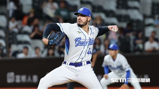 魔力藍7局無失分好投　悍將灌8分輕取雄鷹