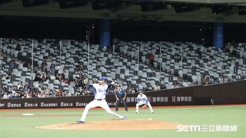 悍將大巨蛋5連戰展開　本季第2度週二破萬