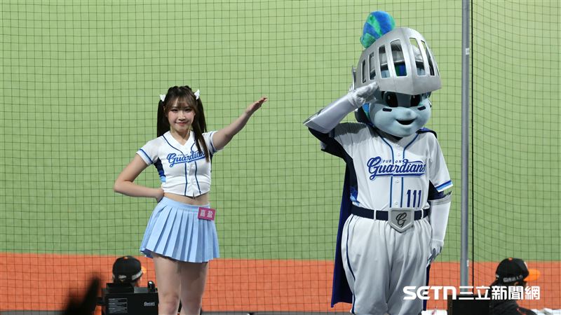 Fubon Angels mini培訓學員嘉盈。(圖/記者劉彥池攝影)