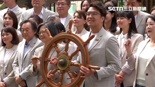 沈伯洋登記選台北市長：別灰心，我來了！