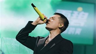 周湯豪突認：與比莉重大演出「坐立難安」