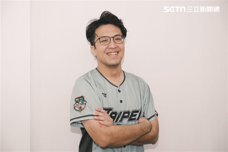 沈伯洋認為,北市選戰不應只停留在藍綠對決,而應回到候選人的能力、願景與執行力;而如何讓更多中間選民看見自己的願景與執行力,將是這場選戰的勝負關鍵。(圖/記者楊士誼攝影)