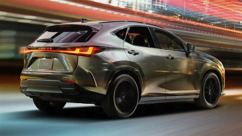 純電續航從約60公里提升至約100公里。(圖/翻攝Lexus網站)