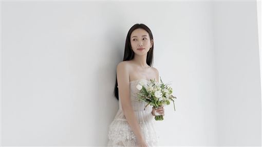 45歲女星高齡生首胎　3表情符號藏驚喜