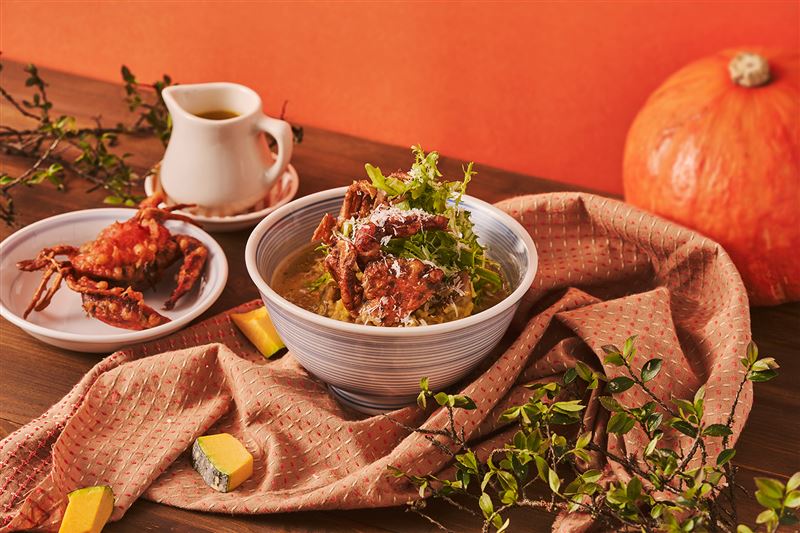 軟殼蟹南瓜野菇湯丼飯,售價410元。(圖/品牌業者提供)