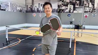 恭喜66歲徐乃麟再當阿公　喜迎外孫女報到