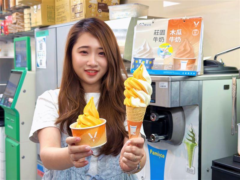 全家攜手健身網紅Peeta,聯名推出秋季限定低脂「木瓜牛奶霜淇淋」。(圖/品牌業者提供)