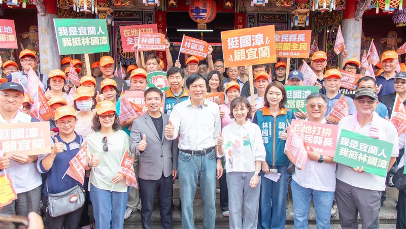 林國漳划陸上龍舟完成宜蘭縣長參選登記