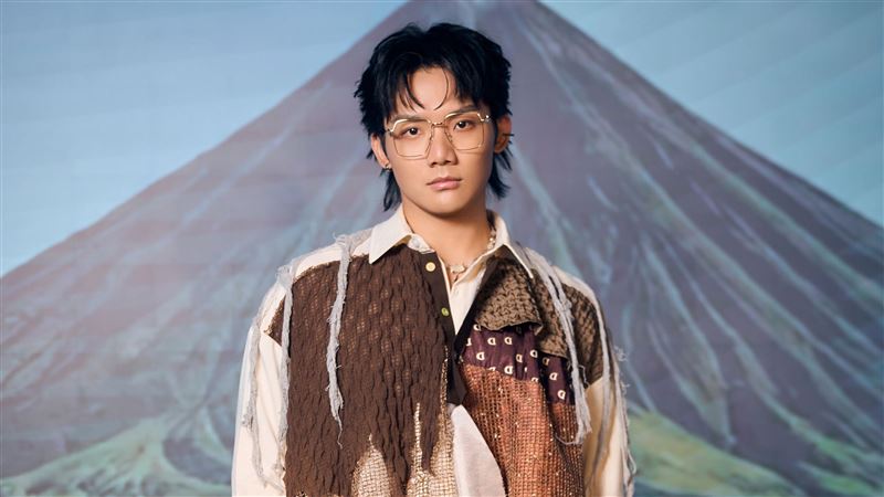 金曲新人鼻腔驚見腫塊　崩潰狂甩自己巴掌